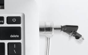 XTECH GUAYA DE SEGURIDAD CON LLAVE PARA COMPUTADORES